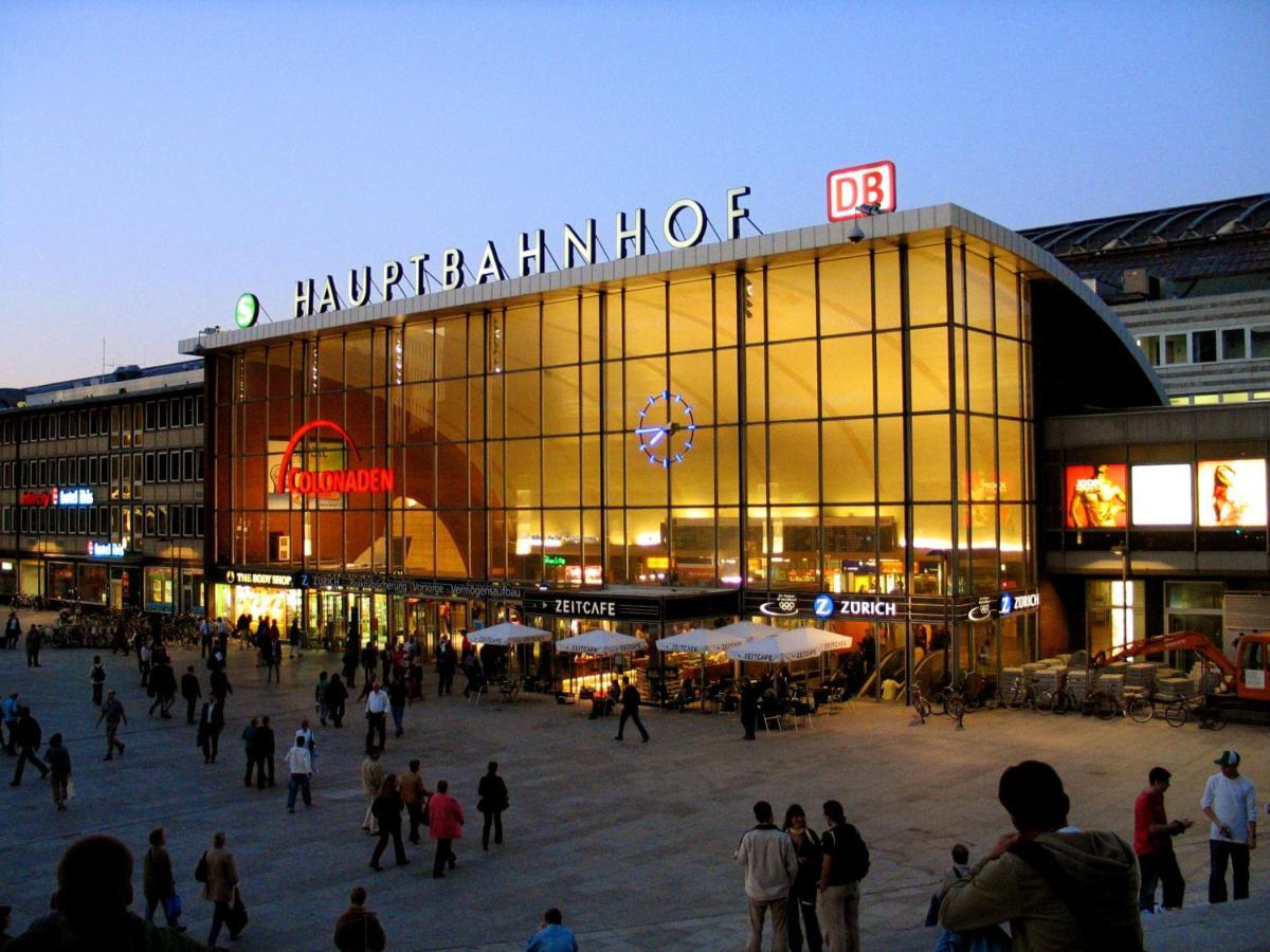 Smarty Cologne Dom Hotel - Boardinghouse - Kontaktloser Self Check-In Екстериор снимка