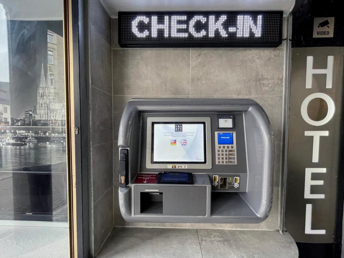 Smarty Cologne Dom Hotel - Boardinghouse - Kontaktloser Self Check-In Екстериор снимка