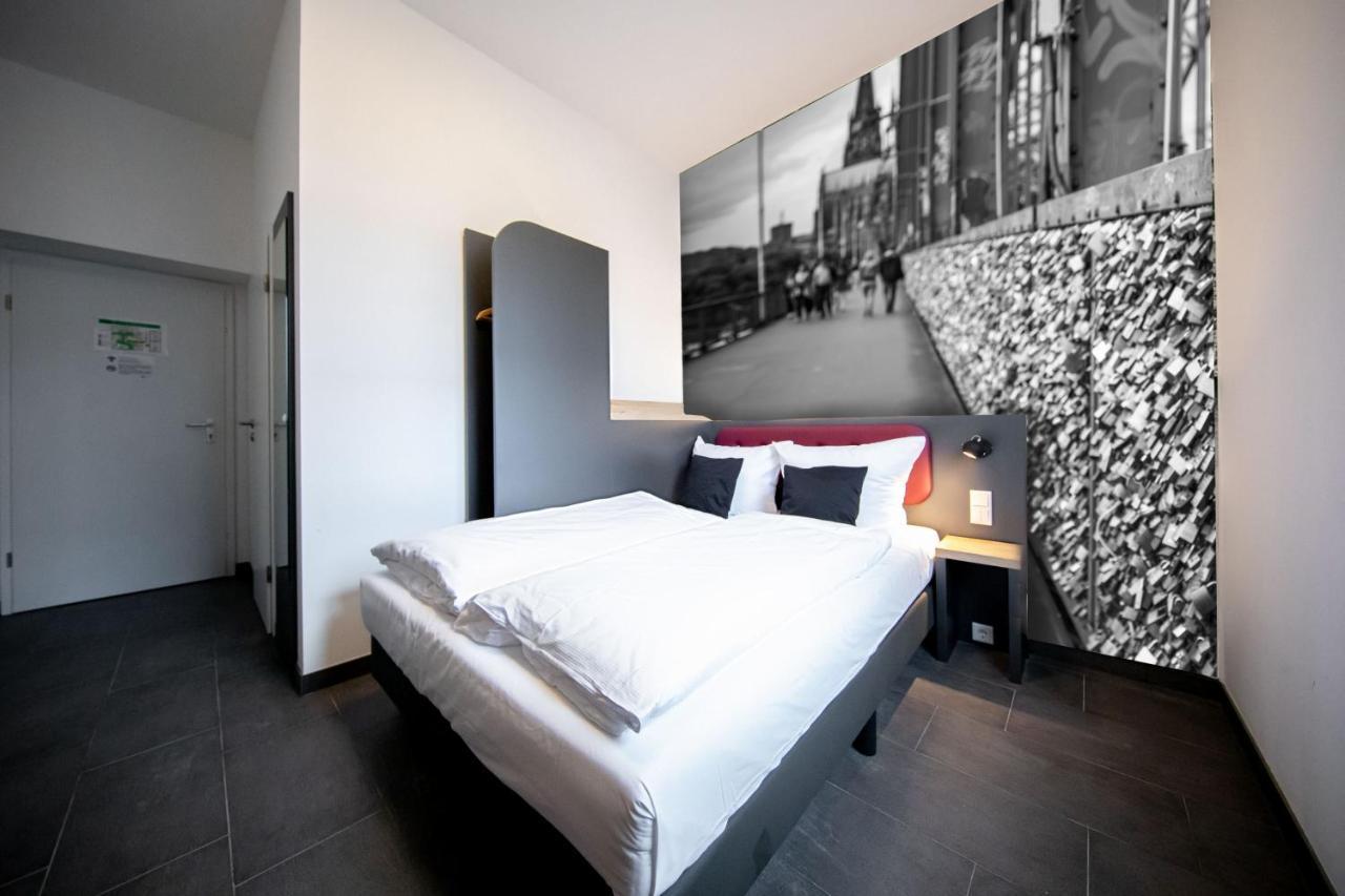 Smarty Cologne Dom Hotel - Boardinghouse - Kontaktloser Self Check-In Екстериор снимка