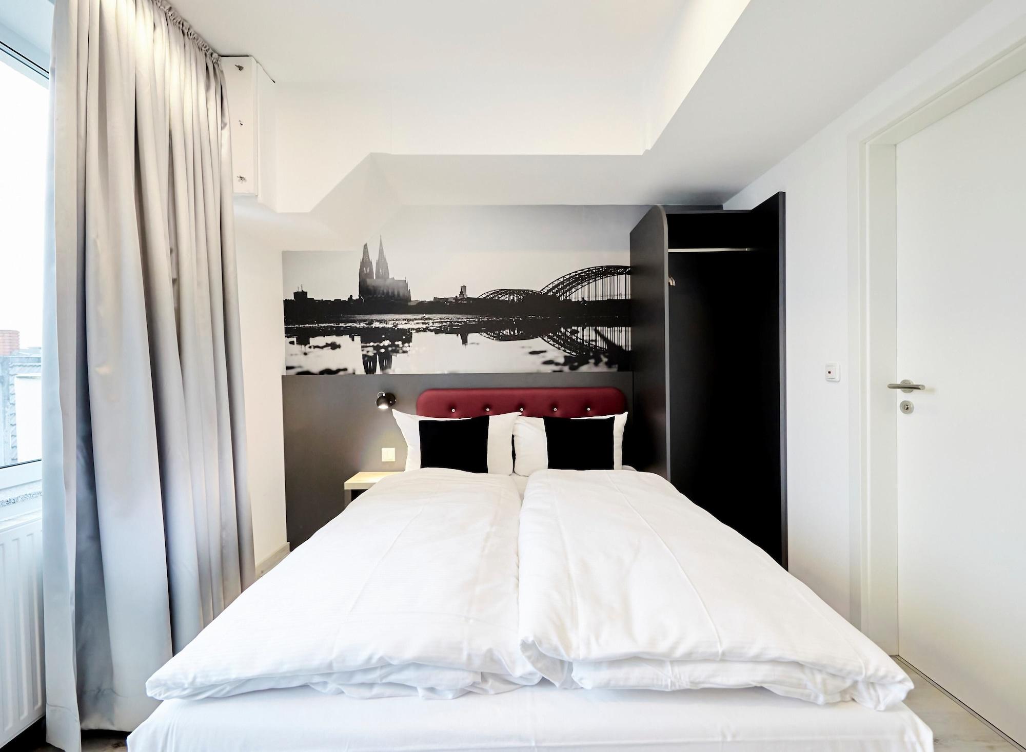 Smarty Cologne Dom Hotel - Boardinghouse - Kontaktloser Self Check-In Екстериор снимка