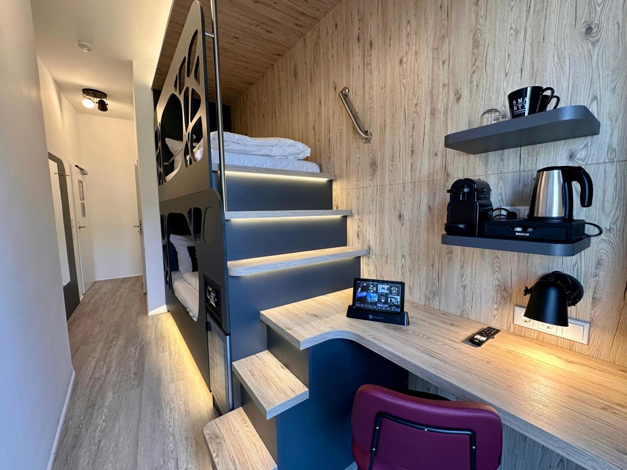 Smarty Cologne Dom Hotel - Boardinghouse - Kontaktloser Self Check-In Екстериор снимка